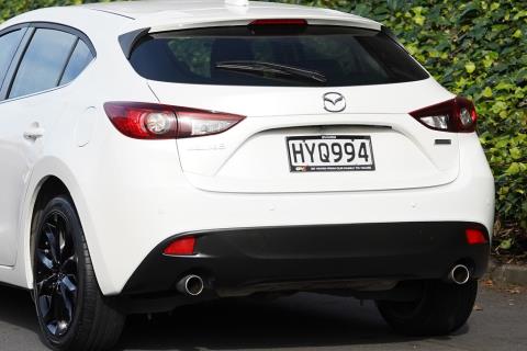 2015 Mazda 3 SP25 / Axela Sport - Thumbnail
