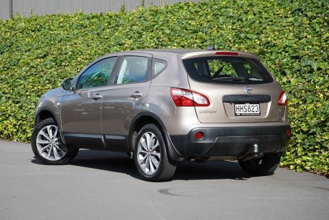 2014 Nissan Qashqai Ti / Dualis - Thumbnail
