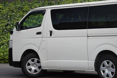 2020 Toyota Hiace ZL 5 Door - Thumbnail