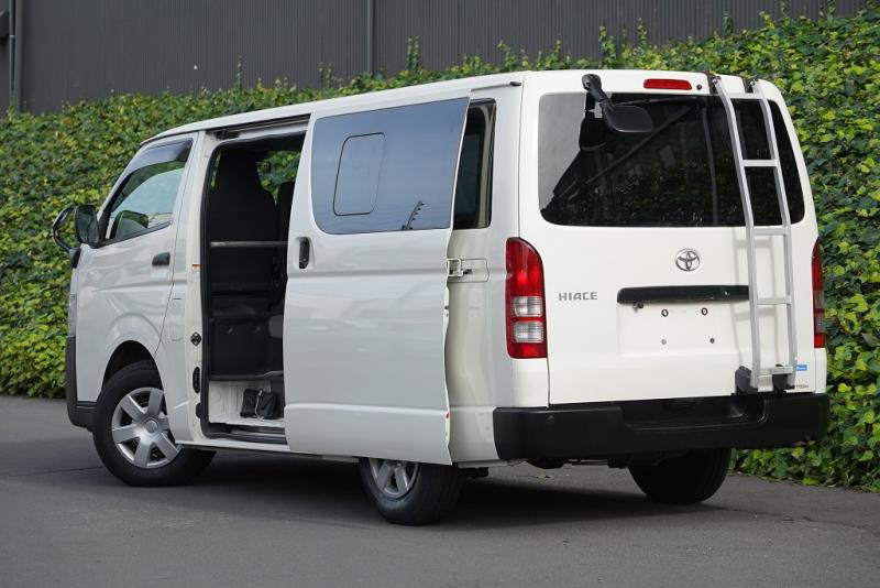 2020 Toyota Hiace ZL 5 Door
