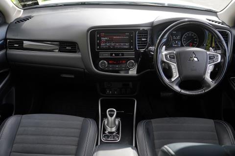 2019 Mitsubishi Outlander XLS PHEV 4WD - Thumbnail