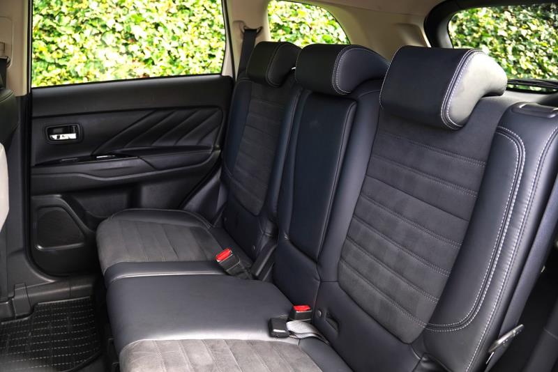 2019 Mitsubishi Outlander XLS PHEV 4WD