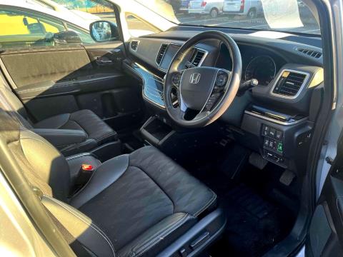 2019 Honda Odyssey Absolute - Thumbnail