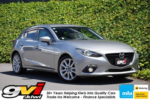 2016 Mazda Axela 20S / 3 Sport - Thumbnail