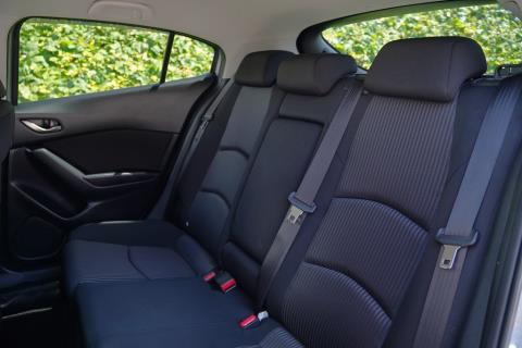 2016 Mazda Axela 20S / 3 Sport - Thumbnail