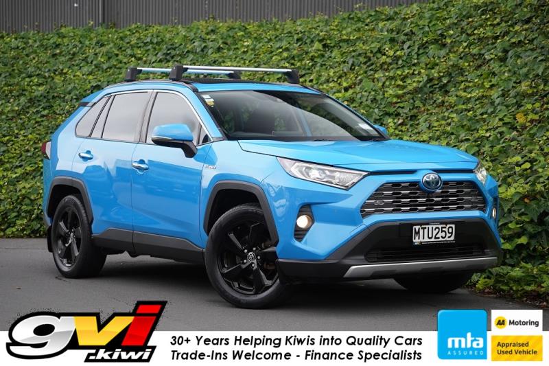 2020 Toyota RAV4 LTD Hybrid E-Four