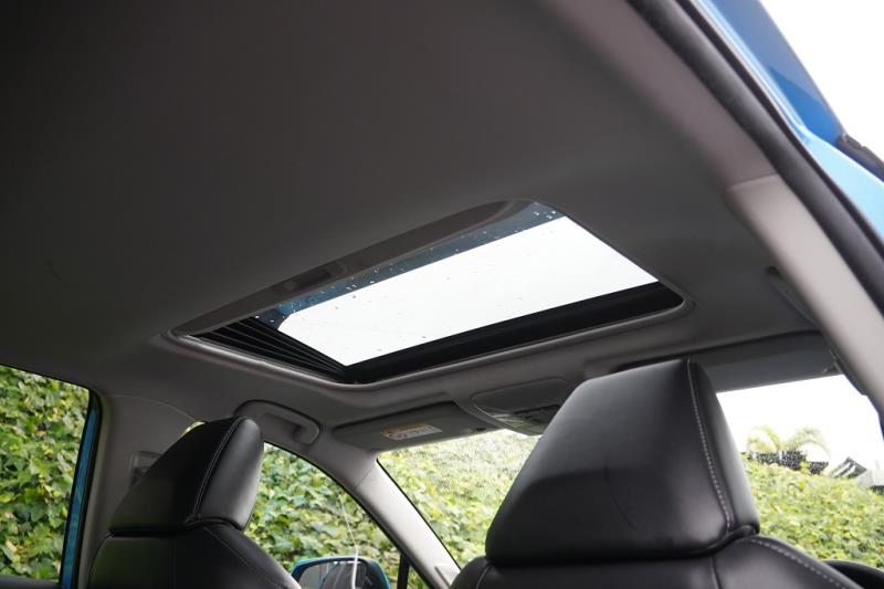 2020 Toyota RAV4 LTD Hybrid E-Four