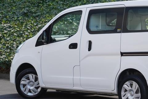 2016 Nissan e-NV200 5 Seater - Thumbnail