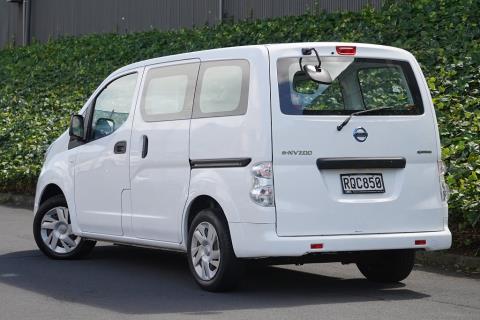 2016 Nissan e-NV200 5 Seater - Thumbnail