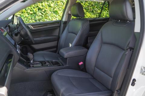 2016 Subaru Outback Limited - Thumbnail