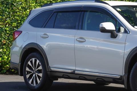 2016 Subaru Outback Limited - Thumbnail