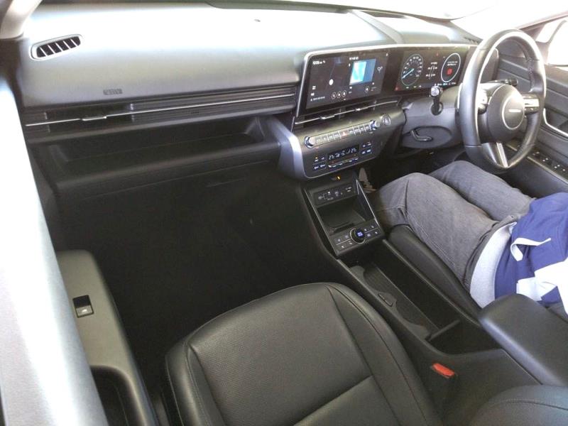 2024 Hyundai Kona Elite 64kWh