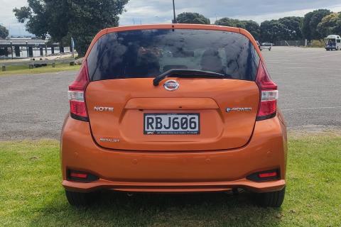 2016 Nissan Note e-Power Medalist - Thumbnail