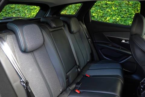 2021 Peugeot 3008 Allure - Thumbnail