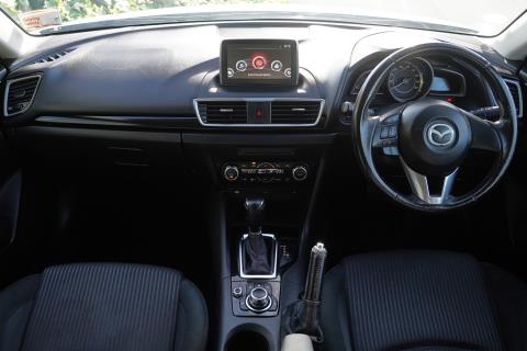 2014 Mazda Axela 20S / 3 Sport - Thumbnail