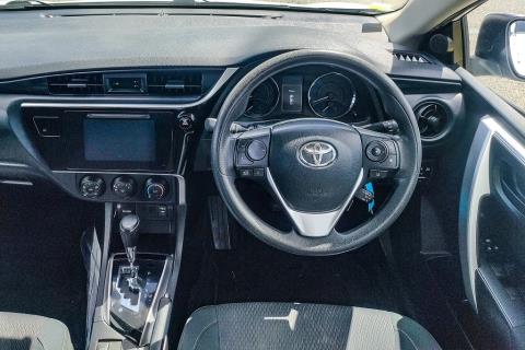 2017 Toyota Corolla GX Sedan - Thumbnail