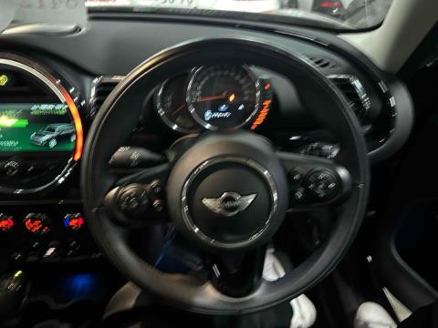 2017 Mini Clubman Cooper - Thumbnail