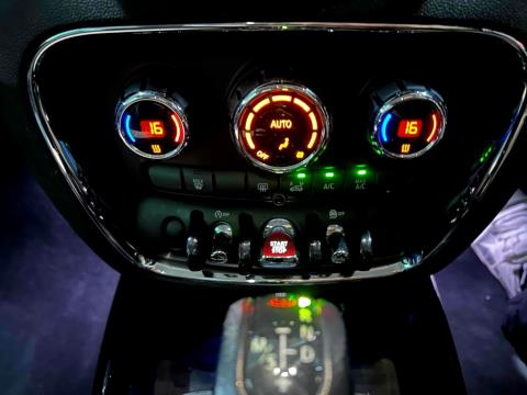 2017 Mini Clubman Cooper - Thumbnail