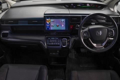 2019 Honda Step Wagon - Thumbnail