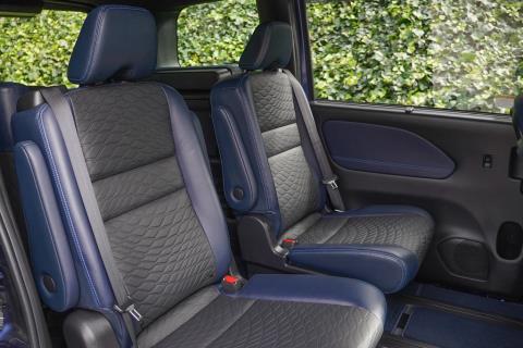 2020 Nissan Serena E-Power Autech - Thumbnail