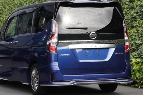 2020 Nissan Serena E-Power Autech - Thumbnail
