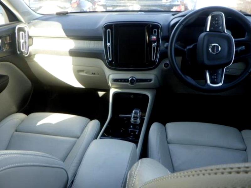 2020 Volvo XC40 B4 Inscription AWD