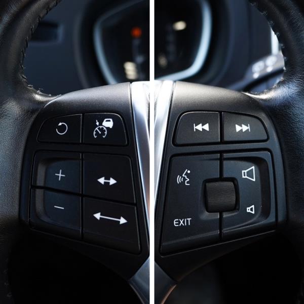 2015 Volvo V40 T4