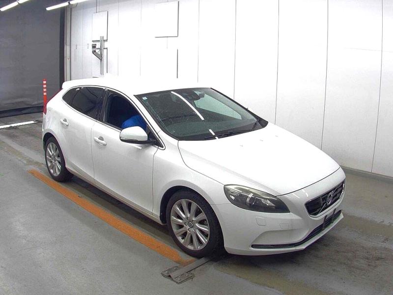 2015 Volvo V40 T4