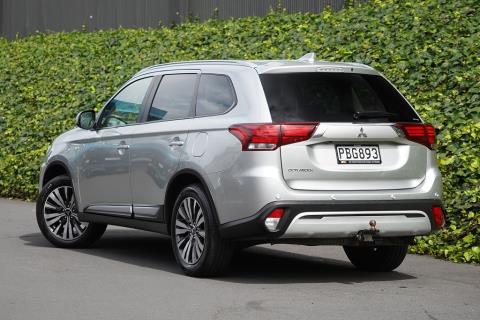 2020 Mitsubishi Outlander LS 2.4P 4WD - Thumbnail