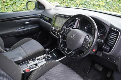 2020 Mitsubishi Outlander LS 2.4P 4WD - Thumbnail