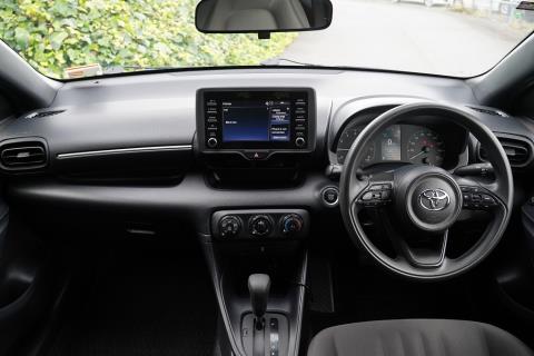 2020 Toyota Yaris / Vitz - Thumbnail