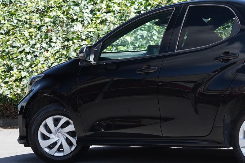 2020 Toyota Yaris / Vitz