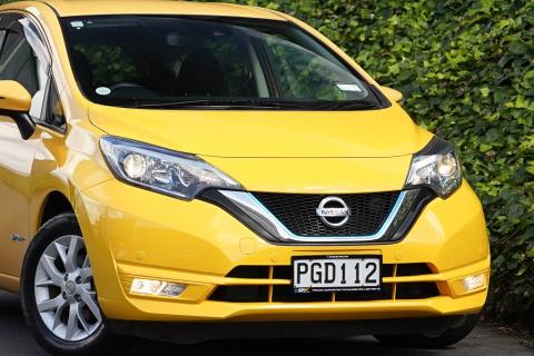 2019 Nissan Note e-Power X - Thumbnail