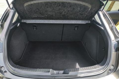 2014 Mazda Axela 20S / 3 Sport - Thumbnail