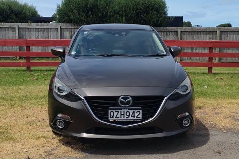 2014 Mazda Axela 20S / 3 Sport - Thumbnail
