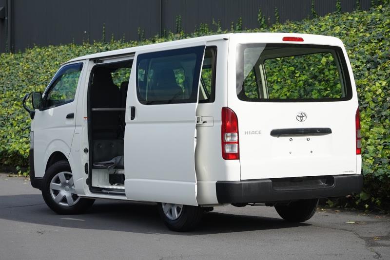 2020 Toyota Hiace ZL 5 Door