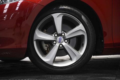 2014 Volvo V40 T4 SE - Thumbnail
