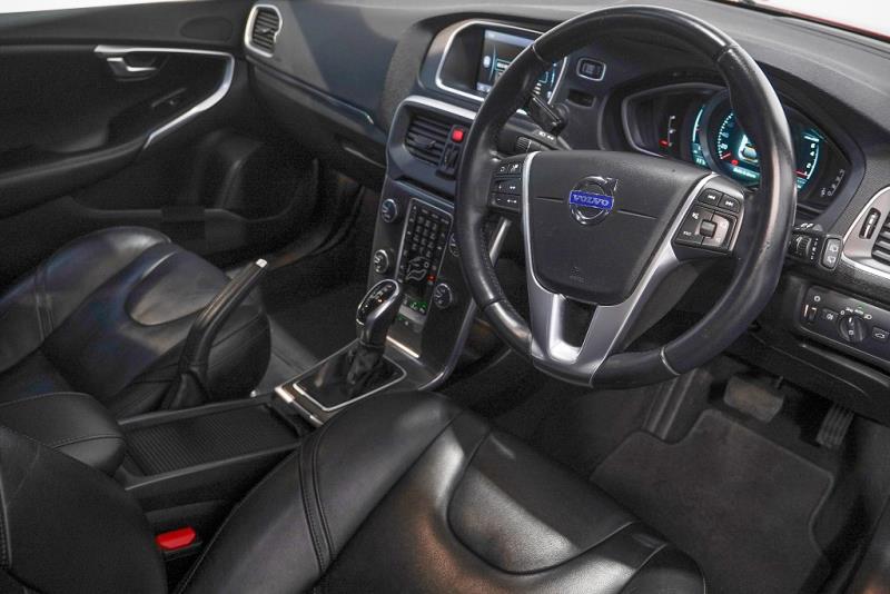 2014 Volvo V40 T4 SE