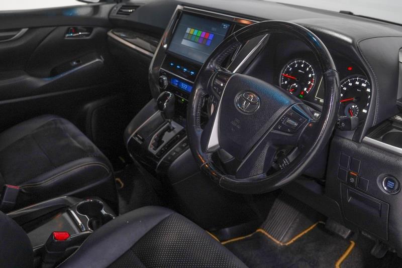 2017 Toyota Vellfire / Alphard 2.5Z