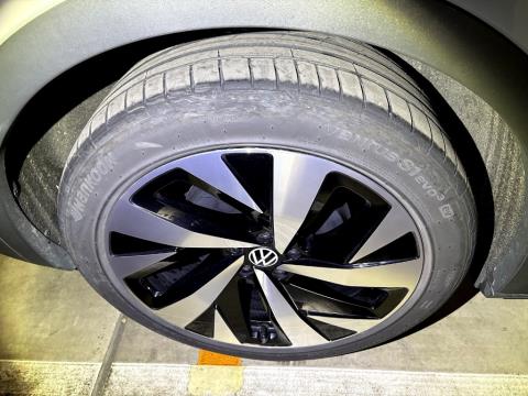 2022 Volkswagen ID.4 Pro 82kWh - Thumbnail