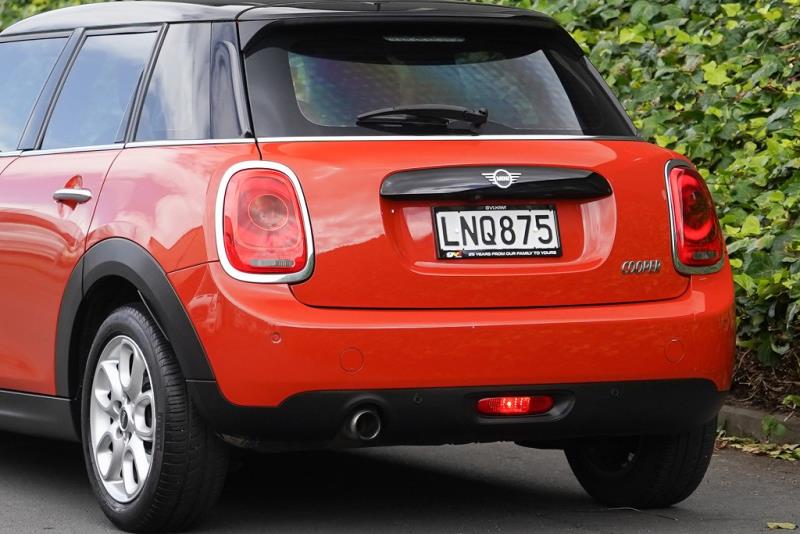 2018 MINI Cooper 5 Door