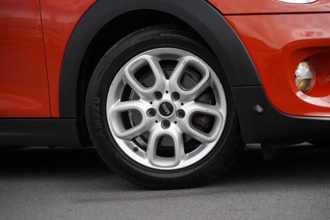 2018 MINI Cooper 5 Door - Thumbnail