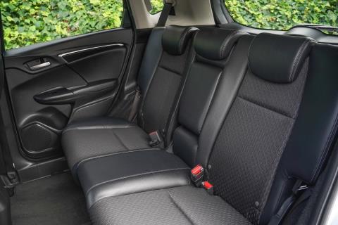 2014 Honda Fit Hybrid L / Jazz - Thumbnail