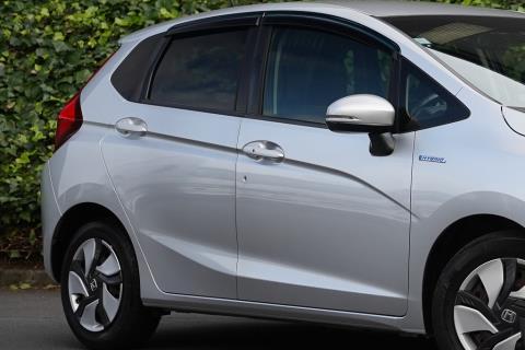 2014 Honda Fit Hybrid L / Jazz - Thumbnail