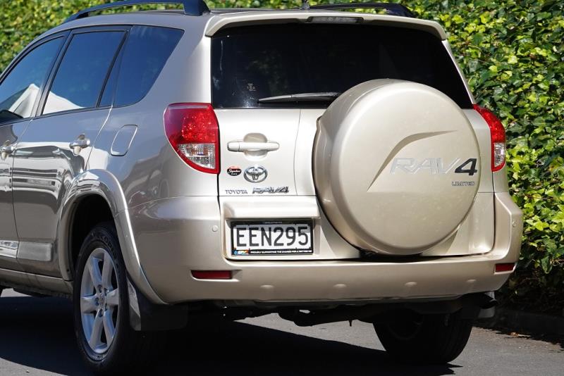 2007 Toyota RAV4 Limited 4x4