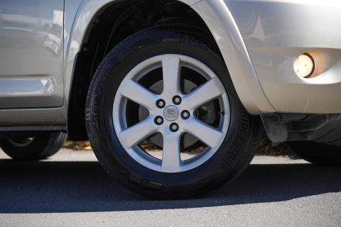 2007 Toyota RAV4 Limited 4x4 - Thumbnail