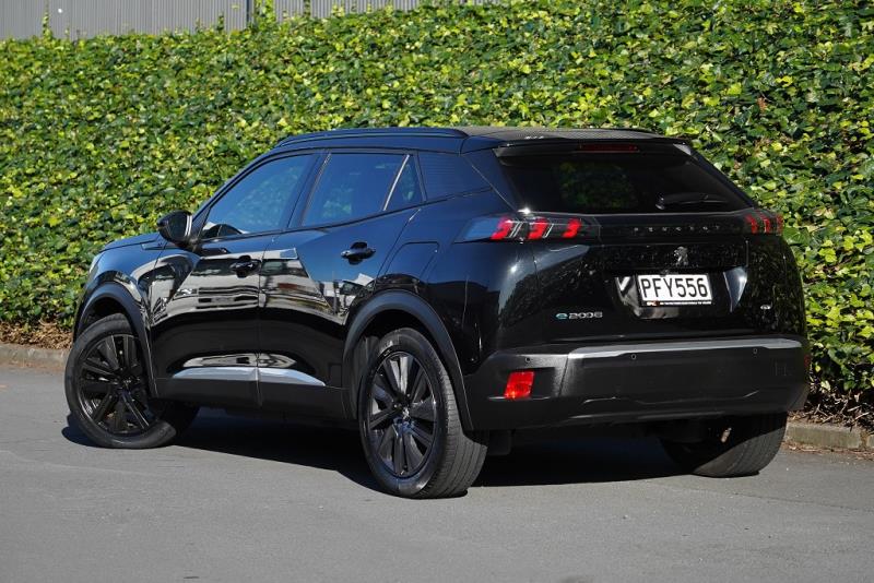 2022 Peugeot e-2008 GT Electric