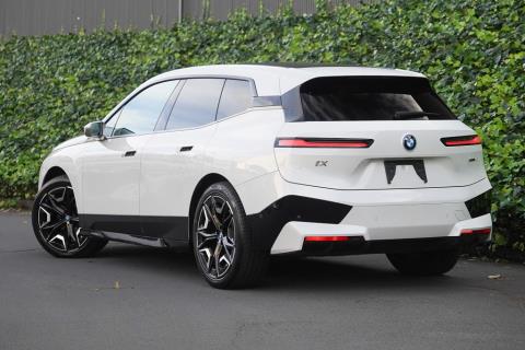 2022 Bmw iX Xdrive 40 Launch - Thumbnail