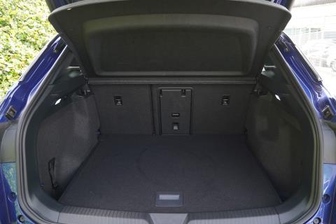 2023 Volkswagen iD.4 Pro 82kWh - Thumbnail