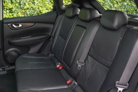 2016 Nissan Qashqai Ti / Dualis - Thumbnail